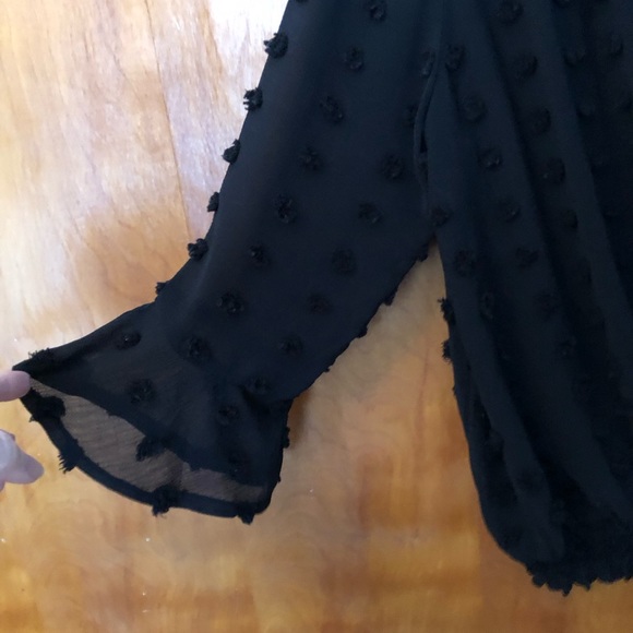 Blouse black 3/4 sleeve, elastic waist, snap closure - Picture 3 of 6